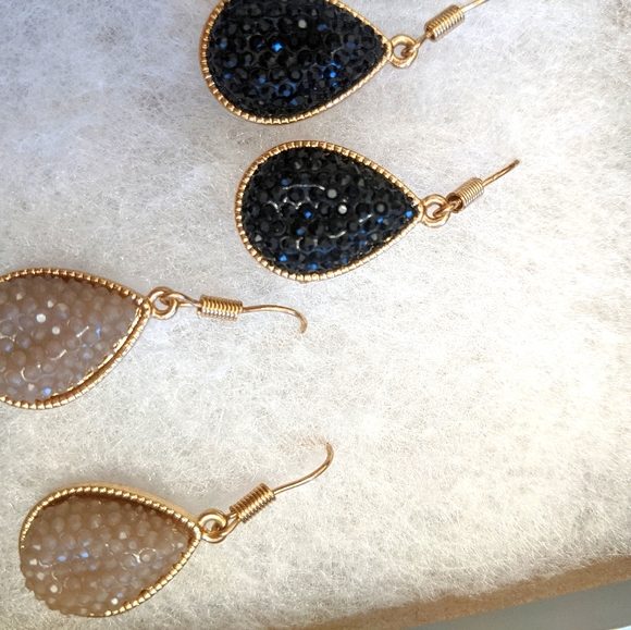 Two Rain Drop Earrings - Picture 4 of 8